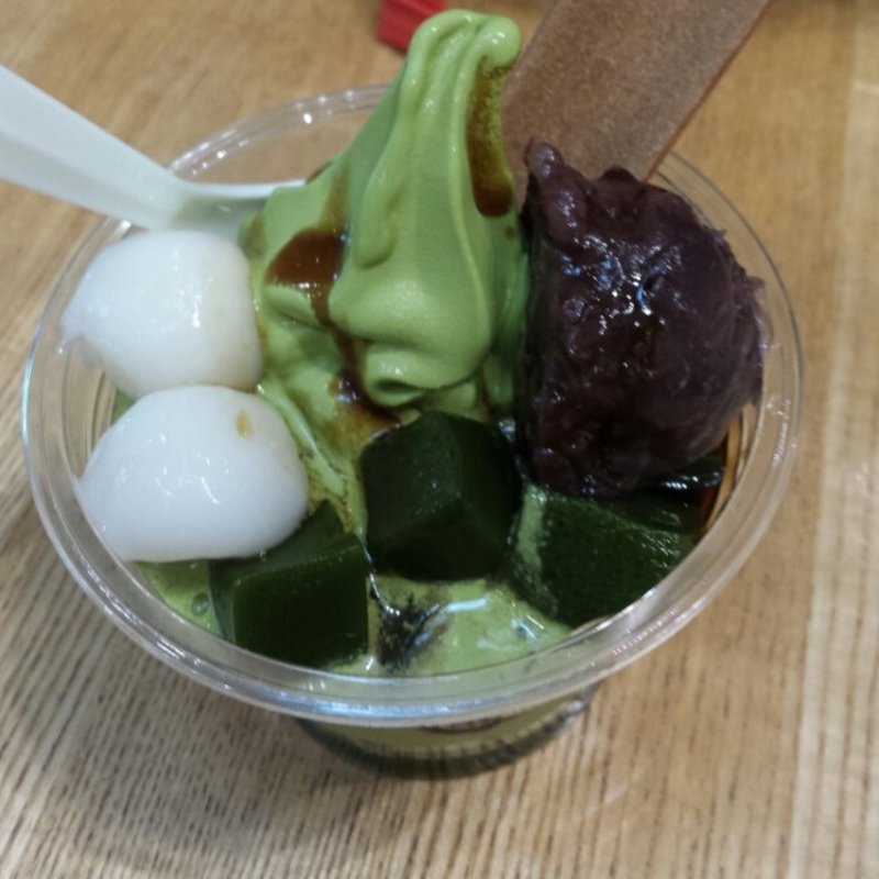 抹茶ゼリーソフト(新井園本店 パサール三芳店)