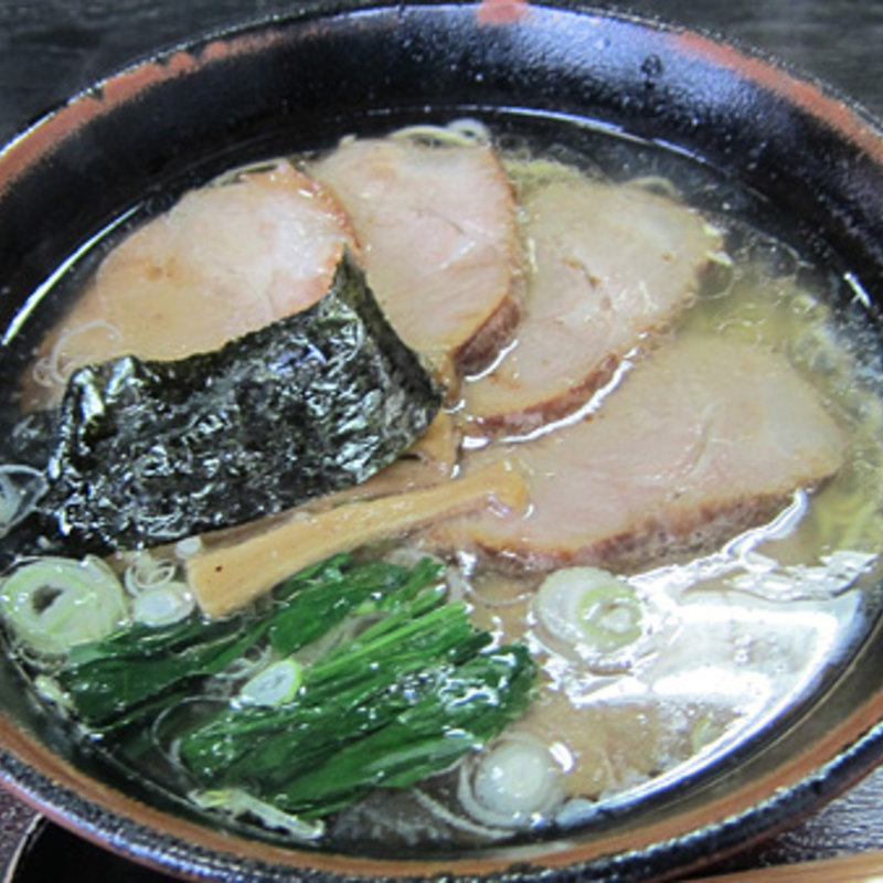 塩のチャーシューメン(新井屋)