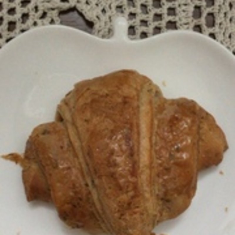 フルーツクロワッサン桜＆クランベリー(（株）新宿高野 銀座松屋店)