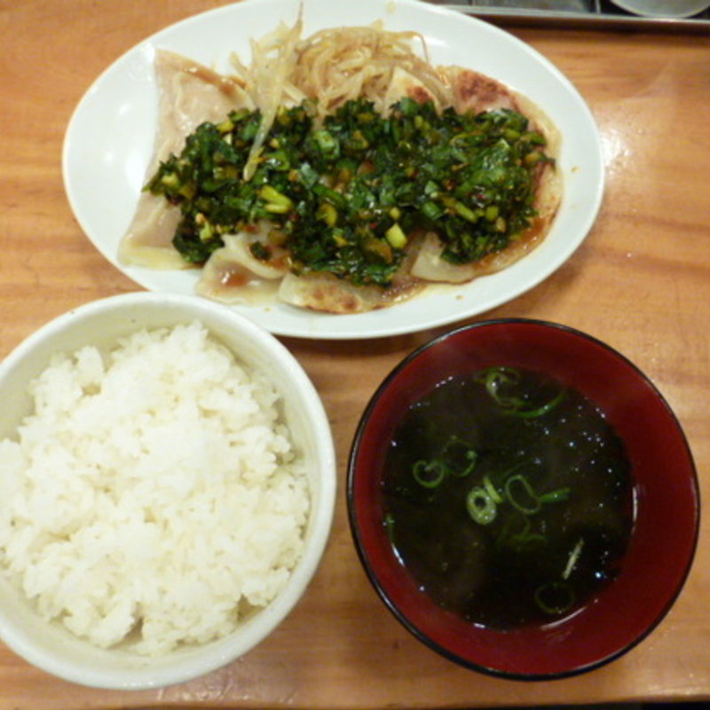 合盛新橋餃子定食(新橋ぎょうざ 本店 )