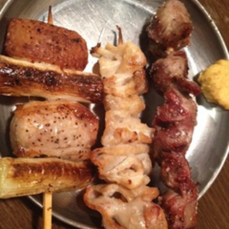 ねぎま・シロ・砂肝(新橋やきとん 新宿御苑店)