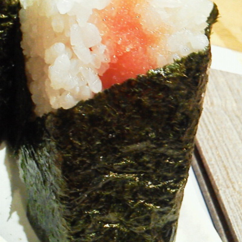 こしひかり🍙　たらこ(新潟食楽園（B1F飲食）)