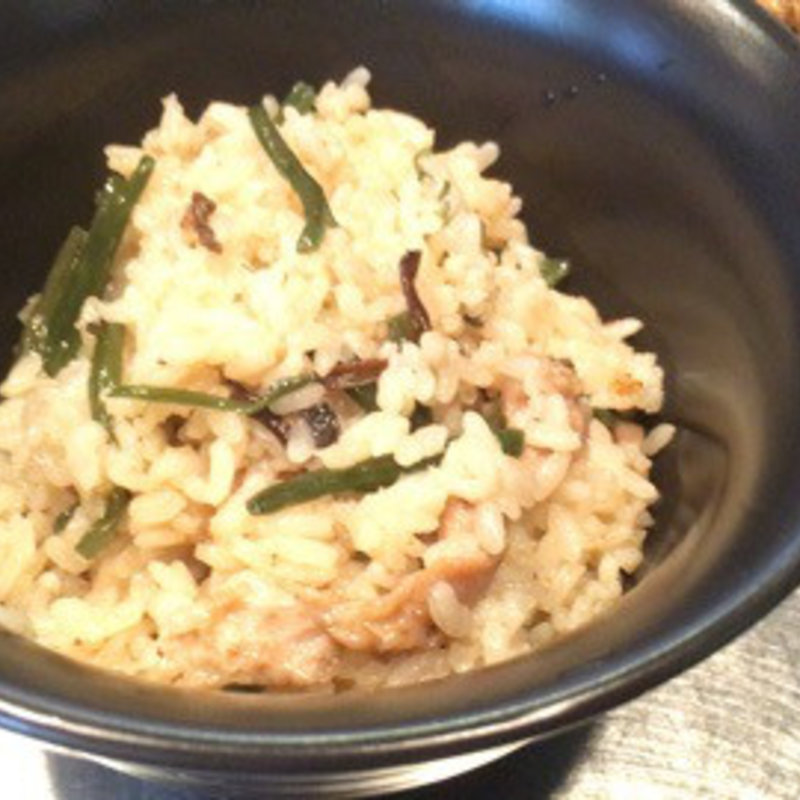 鴨出汁炊き込みご飯(日の丸 さんじ)