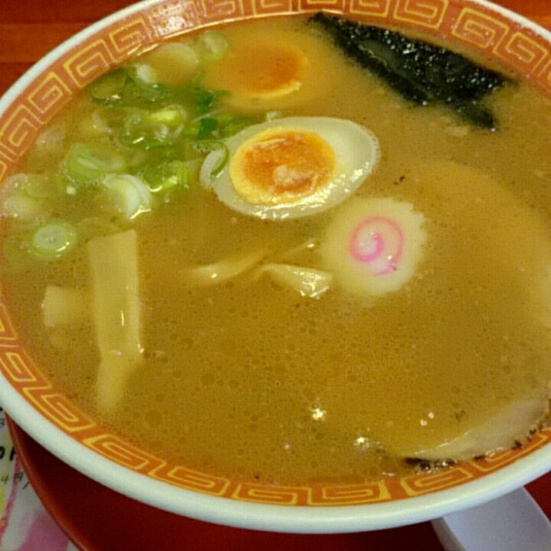 味玉醤油ラーメン(日の出ラーメン)
