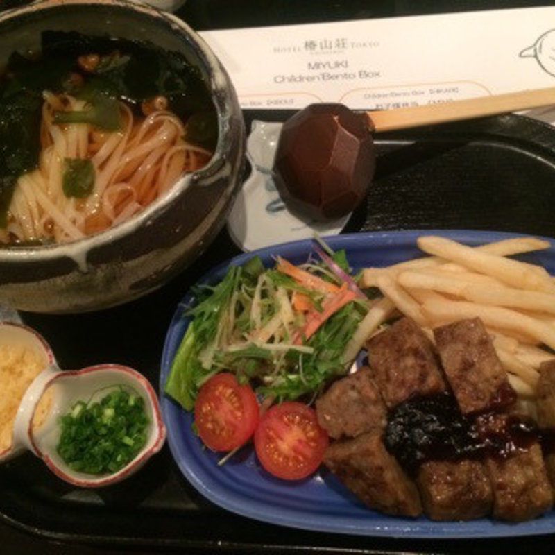 ハンバーグうどん(日本料理 みゆき （にほんりょうりみゆき）)