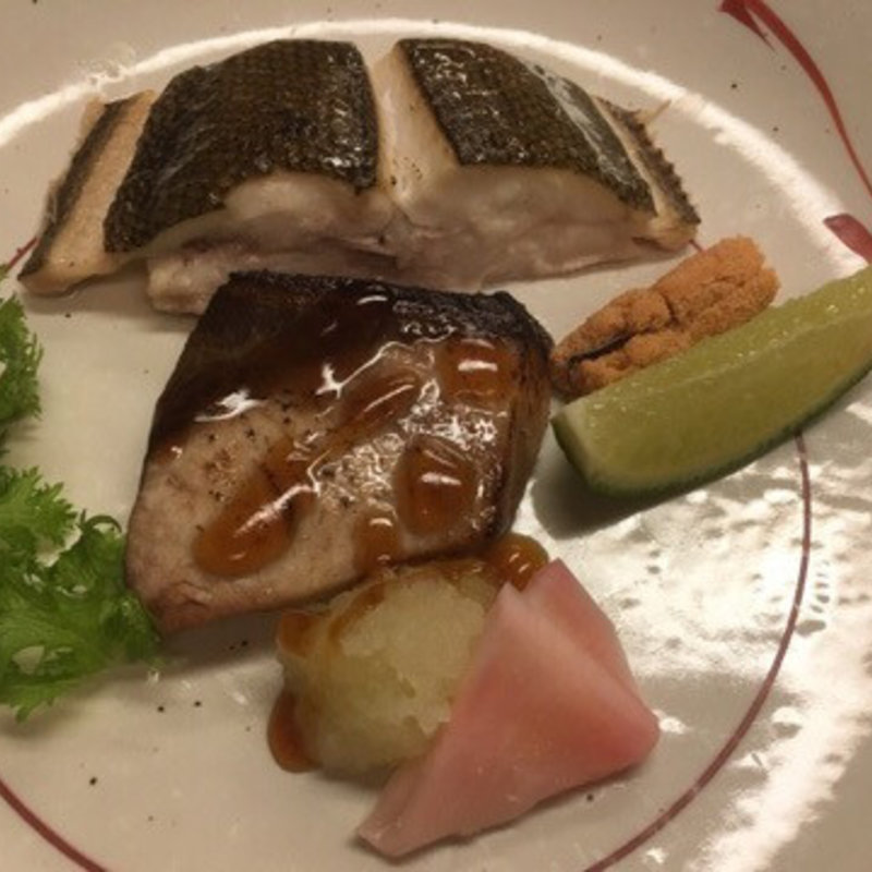 カレイにブリの焼き物！(日本料理 雲海 （にほんりょうり うんかい）)