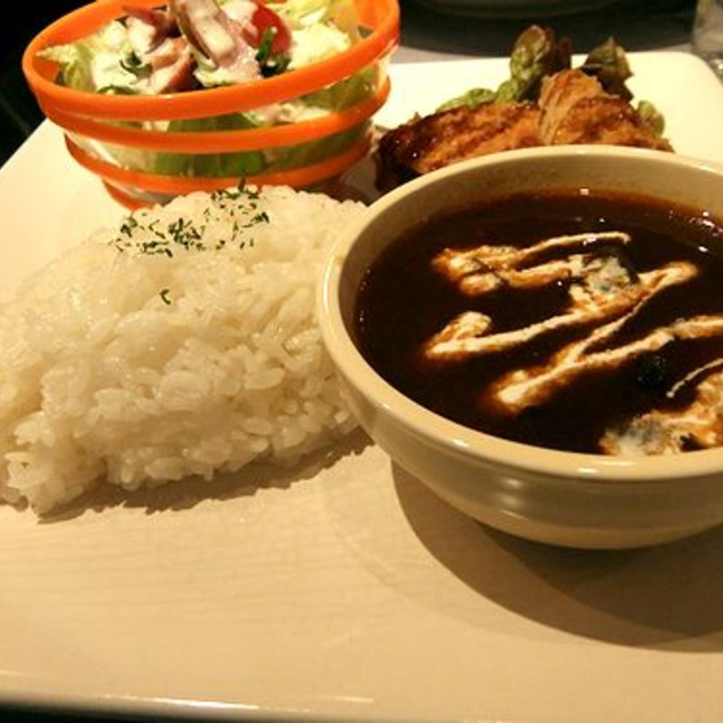 プレートランチ　ハヤシライス＋コロッケ(旬彩ダイニング　掌　tanagocoro)