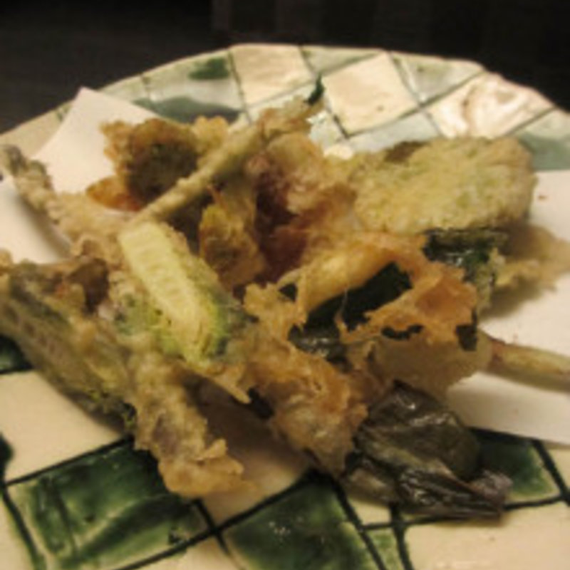 春の野菜てんぷらの盛り合わせ(旬菜 おぐら家)