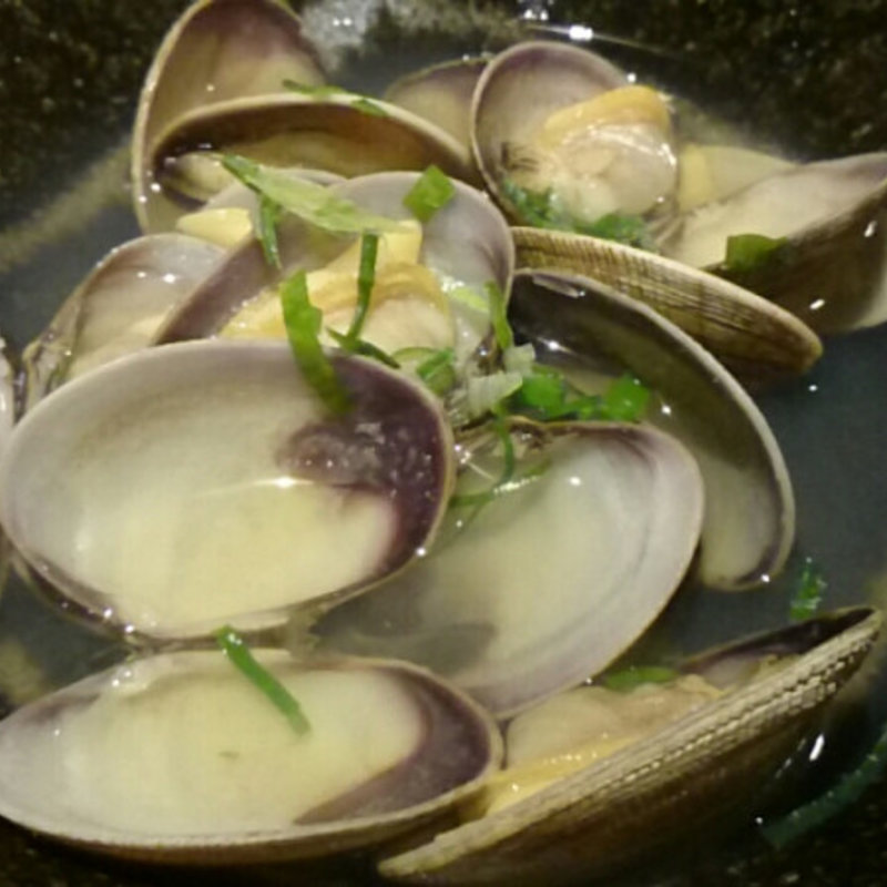 アサリの酒蒸し(旬菜 てる)