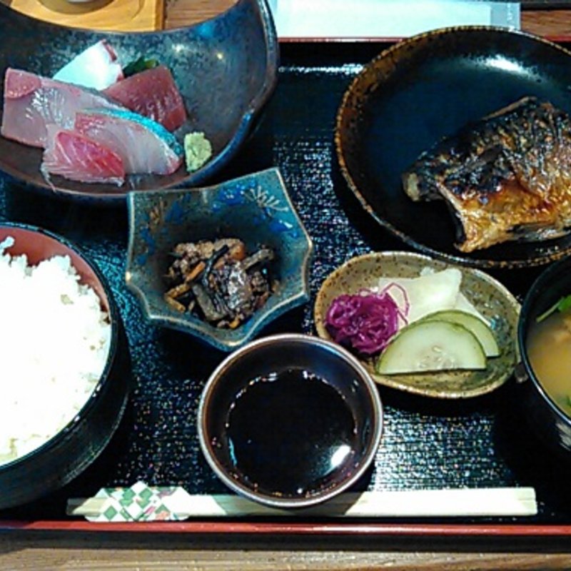 日替わり定食(おか田)