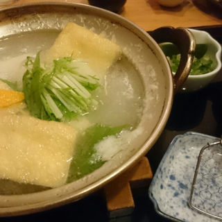 湯豆腐(明月庵 ぎんざ田中屋 銀座本店)