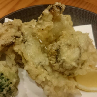 牡蠣の天ぷら(明月庵 ぎんざ田中屋 銀座本店)