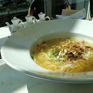 葱油叉焼湯麺(星期菜 NOODLE & CHINOIS ｾﾝｹｲﾂｧｲ)