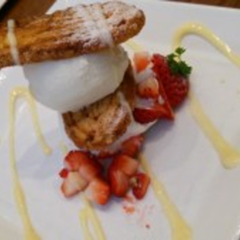 うなぎパイのミルフィーユ仕立て (春華堂 カフェサロン （シュンカドウカフェサロン うなぎパイファクトリー）)