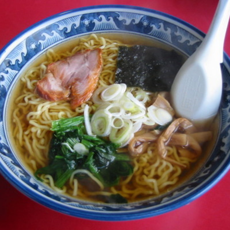 正油ラーメン大盛り(中国料理 春香楼)