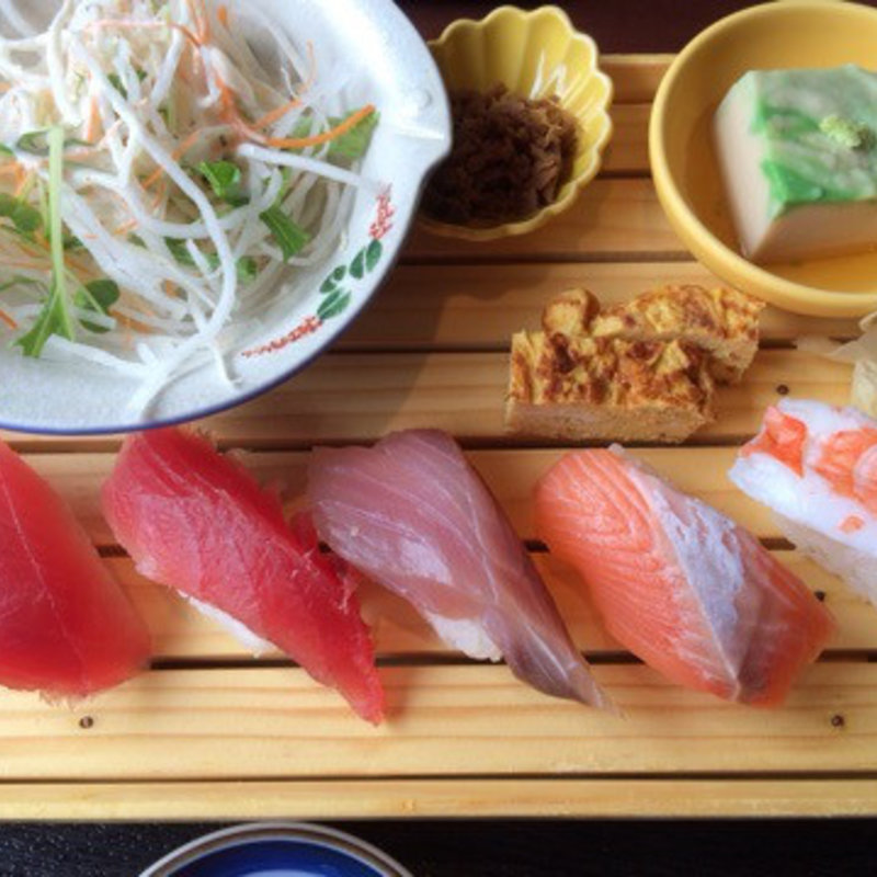 握り寿司セット(時代屋 やす兵衛 )