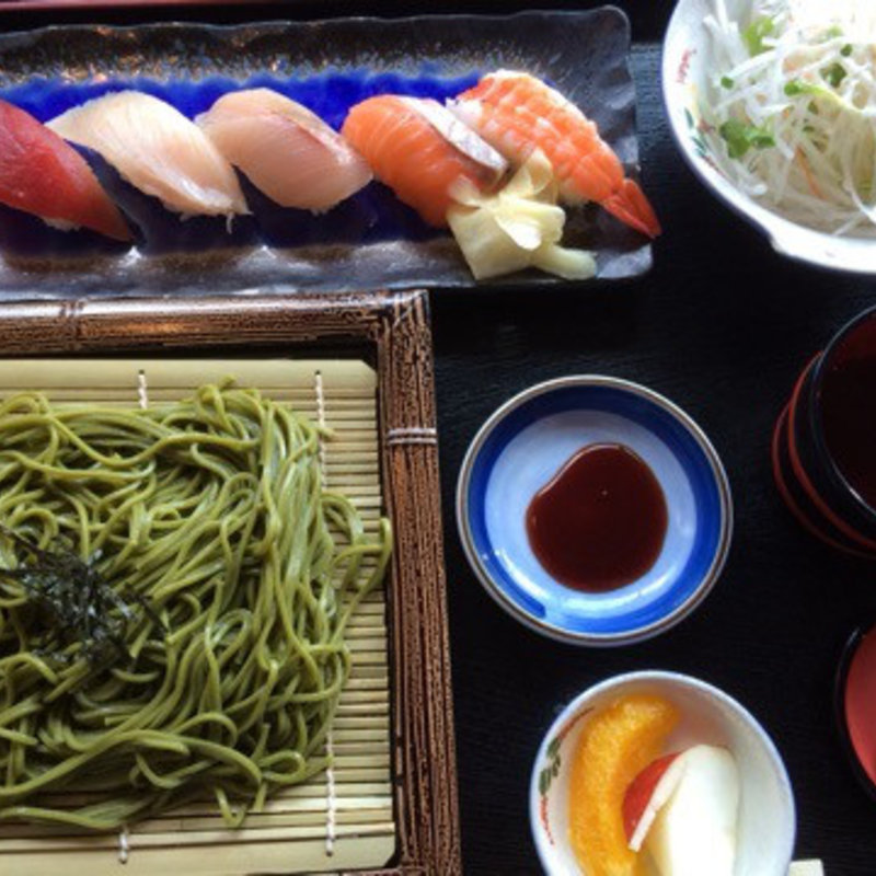 握り寿司とそばのセット(時代屋 やす兵衛 )