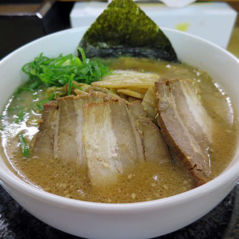 とんこつみそラーメン(月平とんこつラーメン )