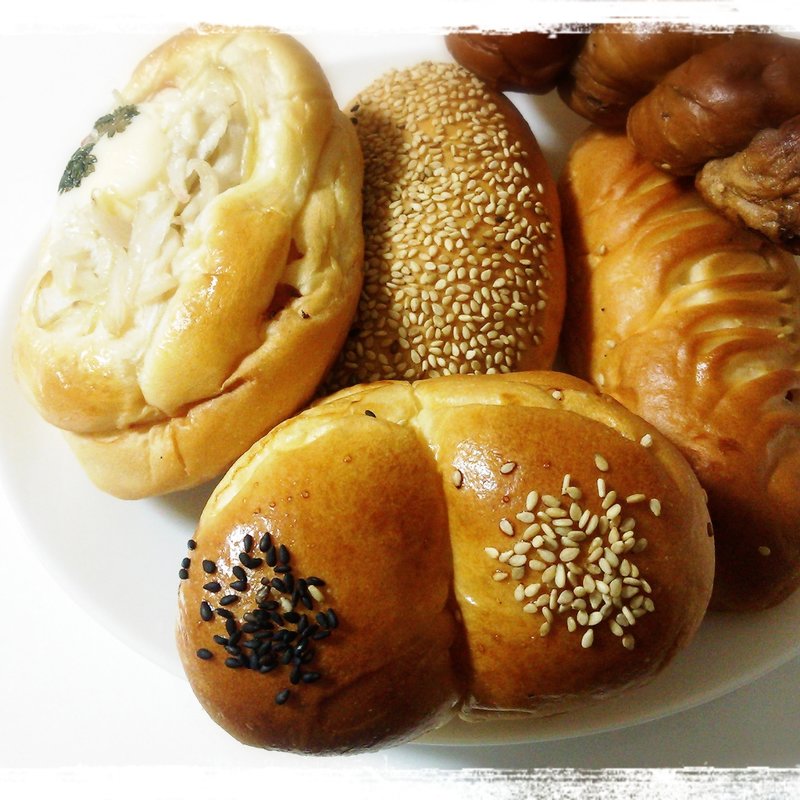 お買い得パン詰め合わせ(月日夜 )