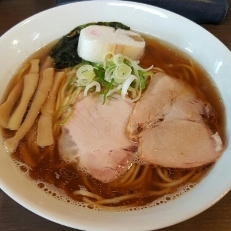 煮干し正油ラーメン（追い煮干し）(ラーメン 木曜日)