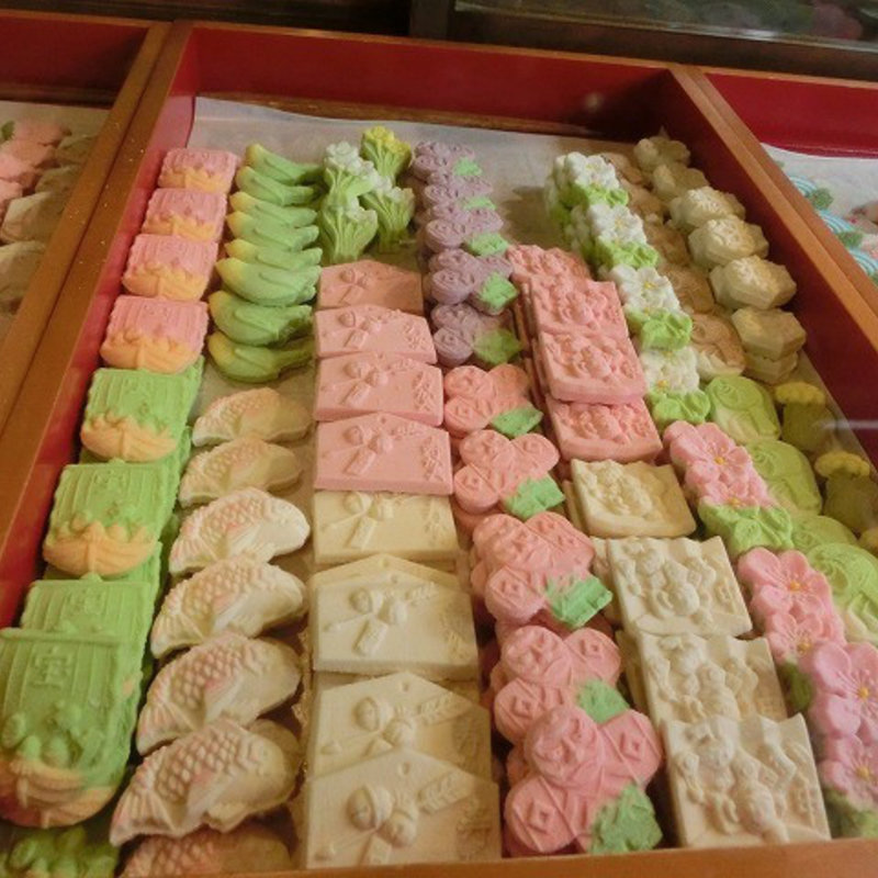 和三盆の干菓子(木本戎堂 （倉敷本通り　木本戎堂）)