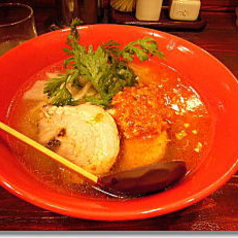 赤丸塩ラーメン(本丸亭)