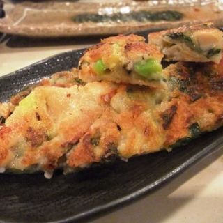 海鮮チヂミ・ハーフ(本場の韓国料理 デーバク)
