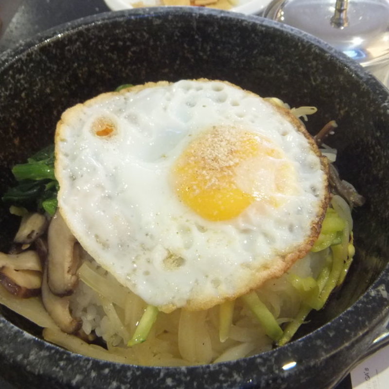 石焼ビビンバ(本家 ボンガ 新宿職安通り店)