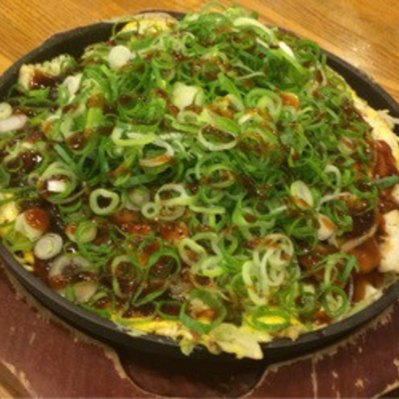 広島焼き、ネギ増量(本家 村長の店)