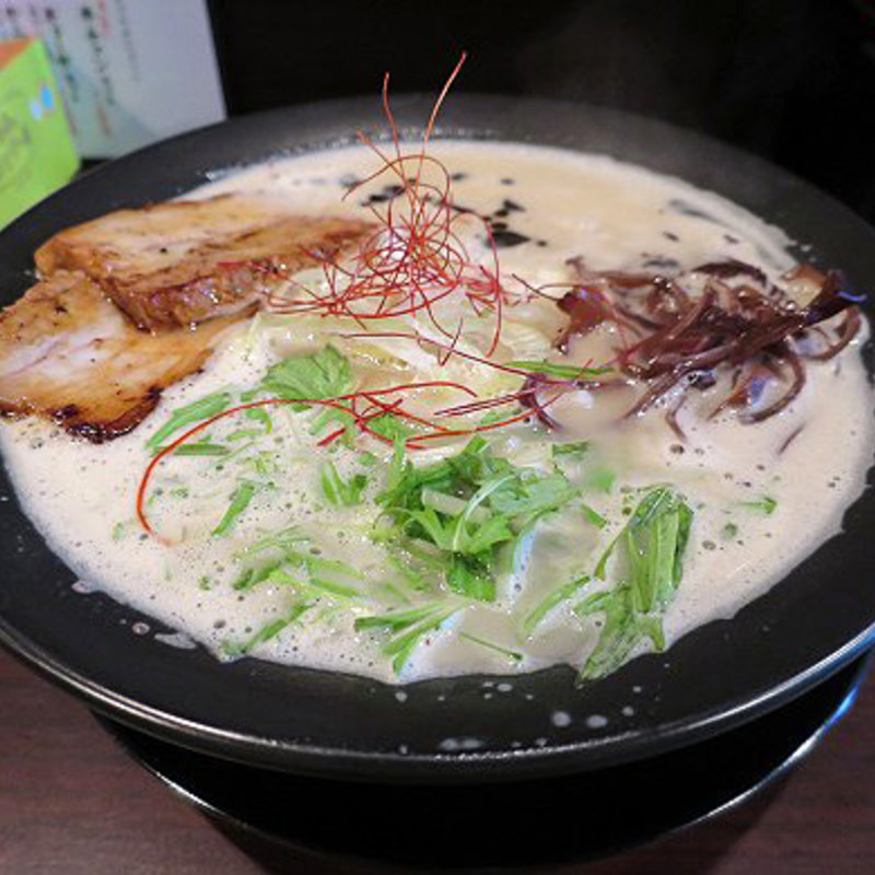 白豚骨(本格豚骨 直ジャンプ 我孫子店)