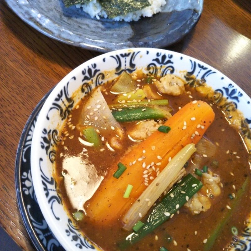 にんにく豚ねぎスープカレー(札幌らっきょ)