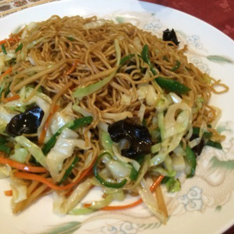 やわらかい焼きそば(朱茂琳 )