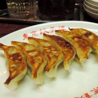 焼き餃子(ニラ・にんにく入り)(東京餃子楼 三軒茶屋店 （トウキョウギョウザロウ）)