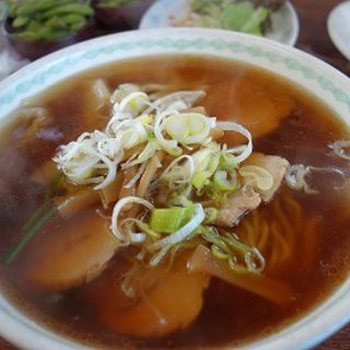 チャーシューワンタン麺(東山食堂)