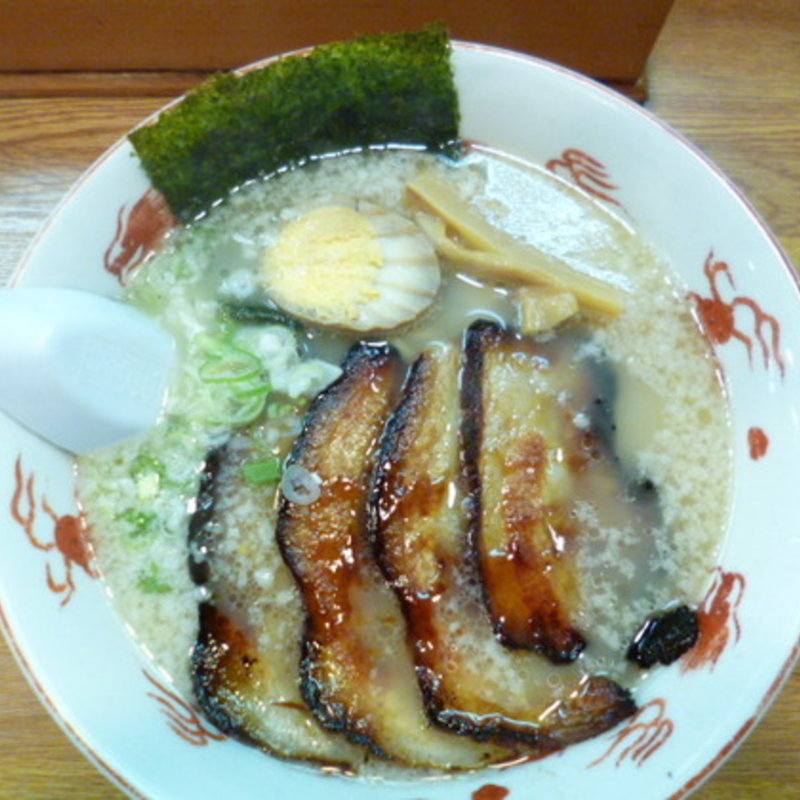 焼き豚らーめん(しお)(東煌ラーメン)