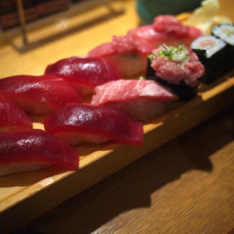 板前得まぐろにぎりセット(板前寿司 赤坂みすじ通り店 )