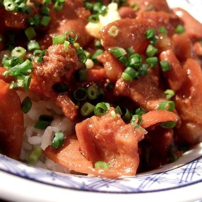もつ丼　味噌汁付(柳橋　もつ元)