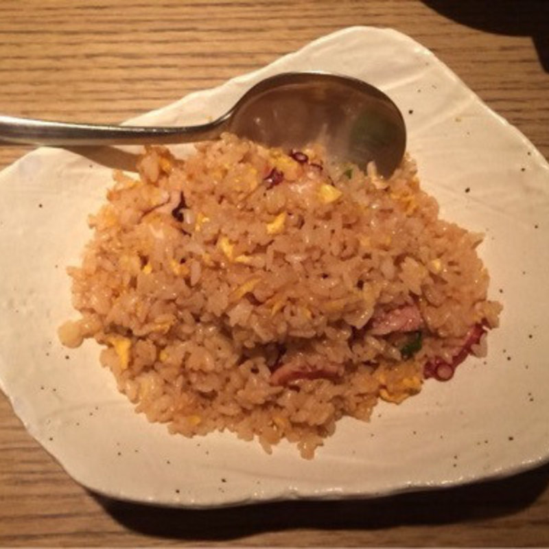 ﾀｺとｵｸﾗのｶﾞｰﾘｯｸ炒飯(柳華)