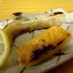 鮭ハラス焼(大衆酒蔵 栄屋)