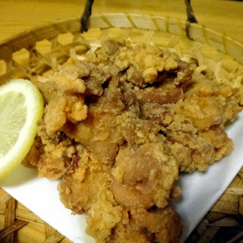 鳥唐揚げ(大衆酒蔵 栄屋)
