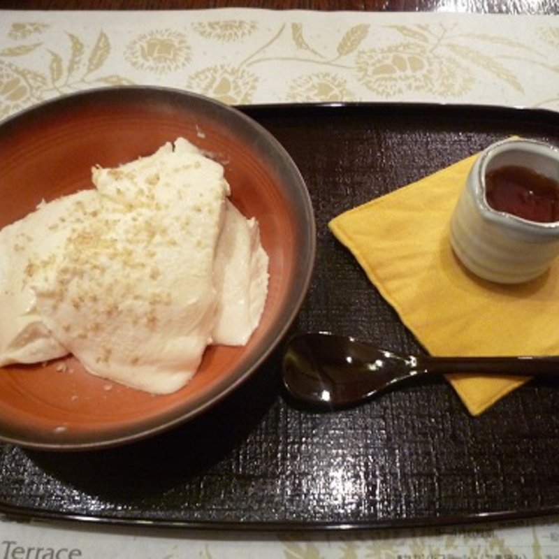 白胡麻プリン(栗の木テラス 小布施店 （クリノキテラス）)