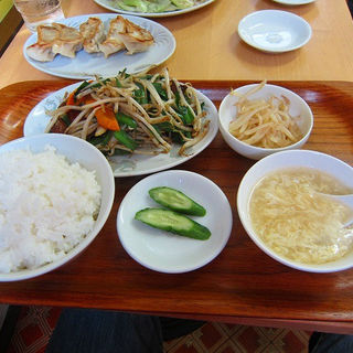レバニラ炒め定食(桂香)