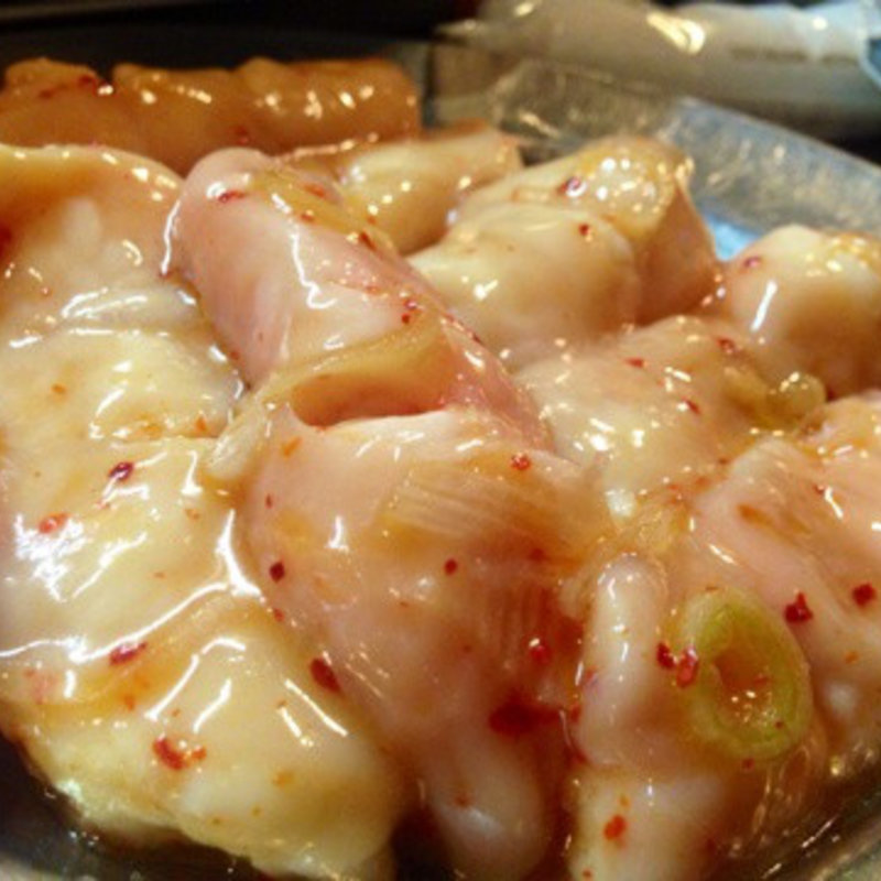 シロコロホルモン（塩・ミソ）(梁山苑)