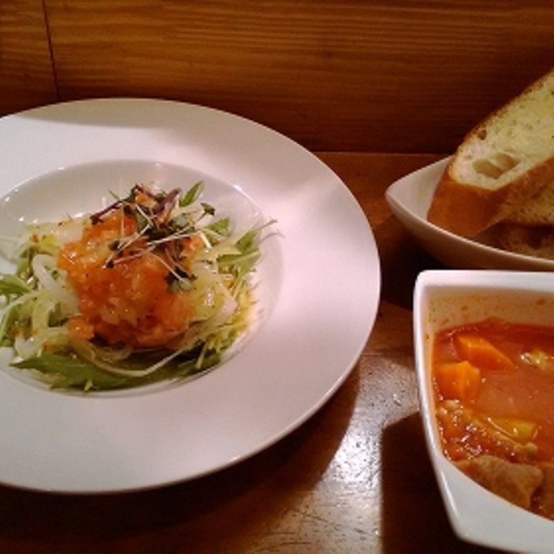 サーモンのタルタル(梅澤燻製店)