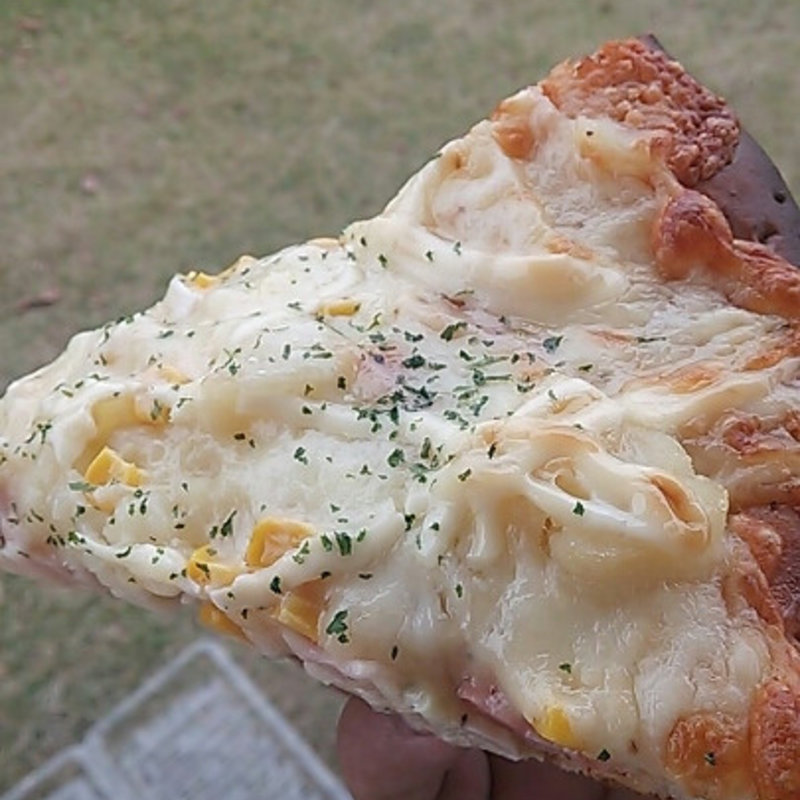 ジャガマヨピザ(森の石窯パン屋さん )