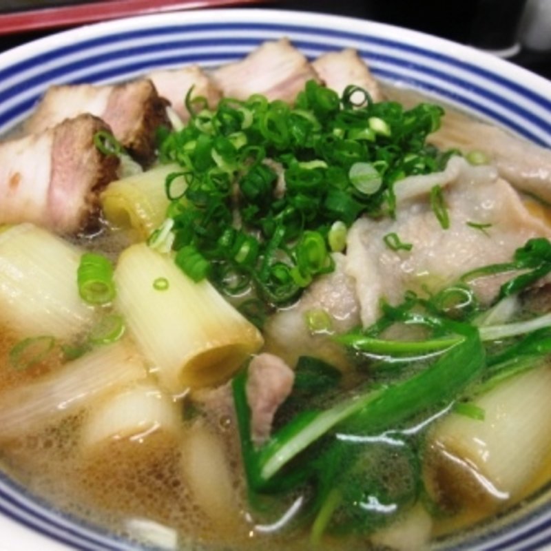 ネギチャーシューうどん(極楽うどん　TKU （ティーケーユー）)