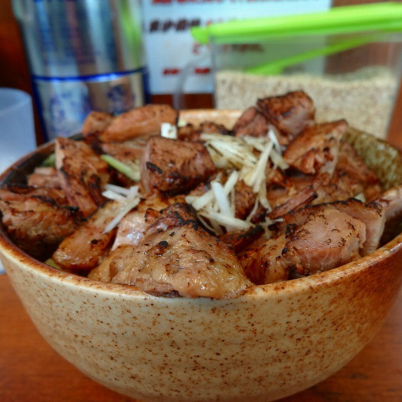 肉丼 （中）(横浜ラーメン武蔵家 船橋店 )