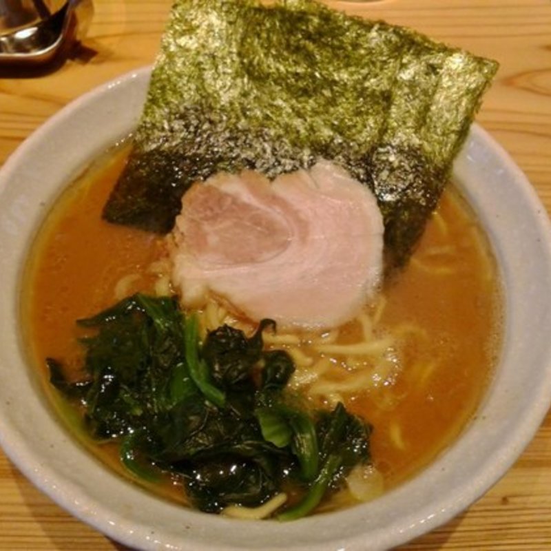 ラーメン 1玉(横浜家系ラーメン 満月家)