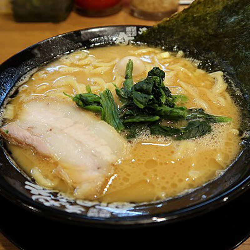 ラーメン(横浜家系ラーメン 門真商店)
