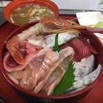 おすすめ丼(横浜魚市場卸共同組合　厚生食堂 )
